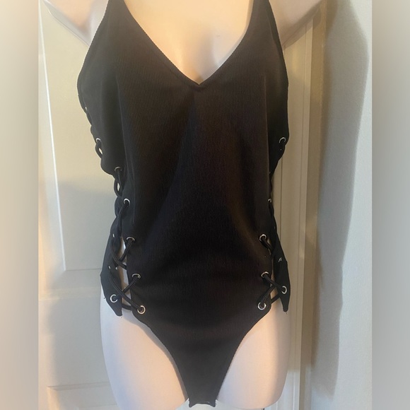 NWOT Black Forever 21 ribbed body suit w corset sides - Picture 7 of 7